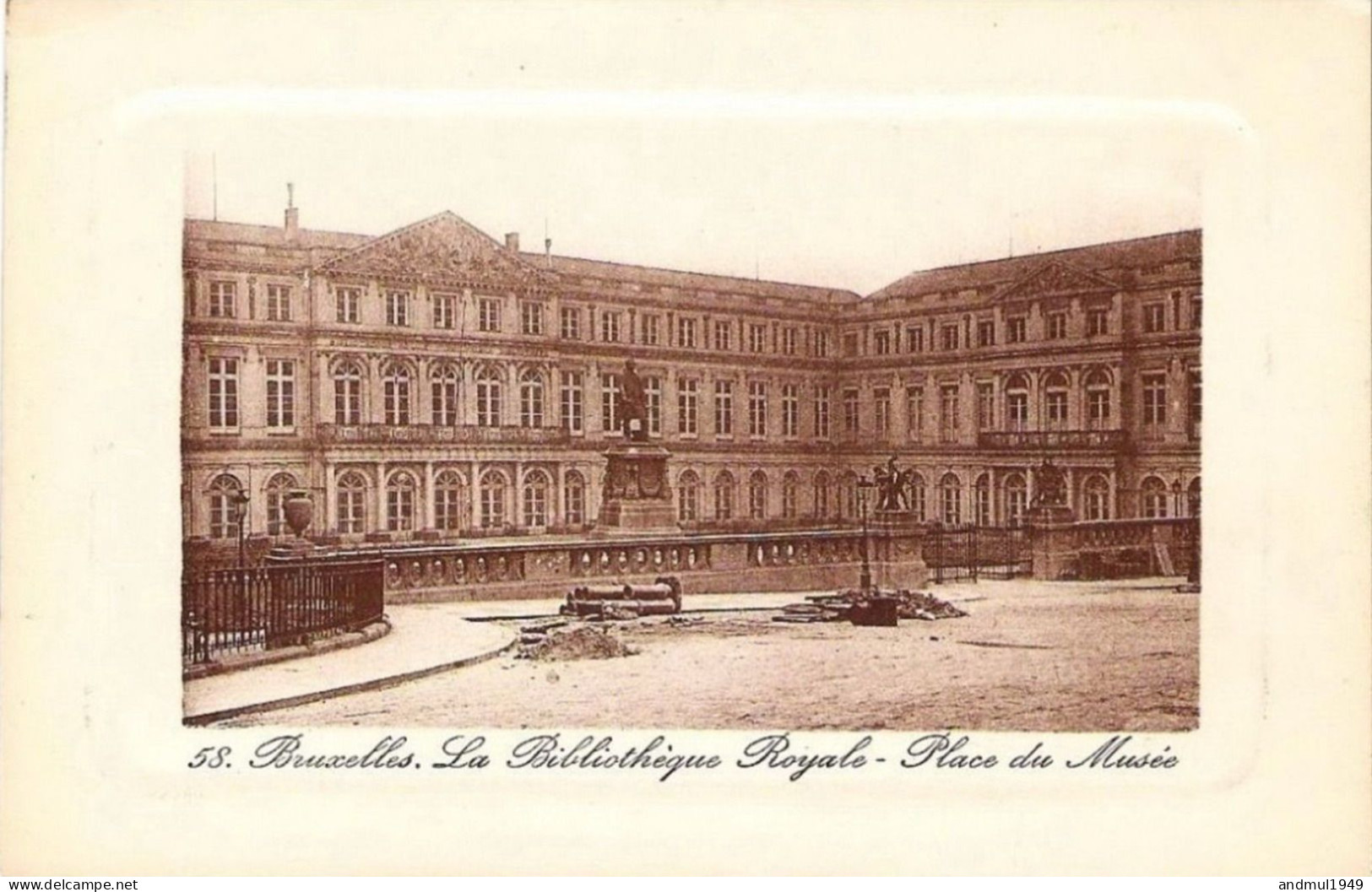 BRUXELLES - La Bibliothèque Royale - Place Du Musée - N'a Pas Circulé - Musées