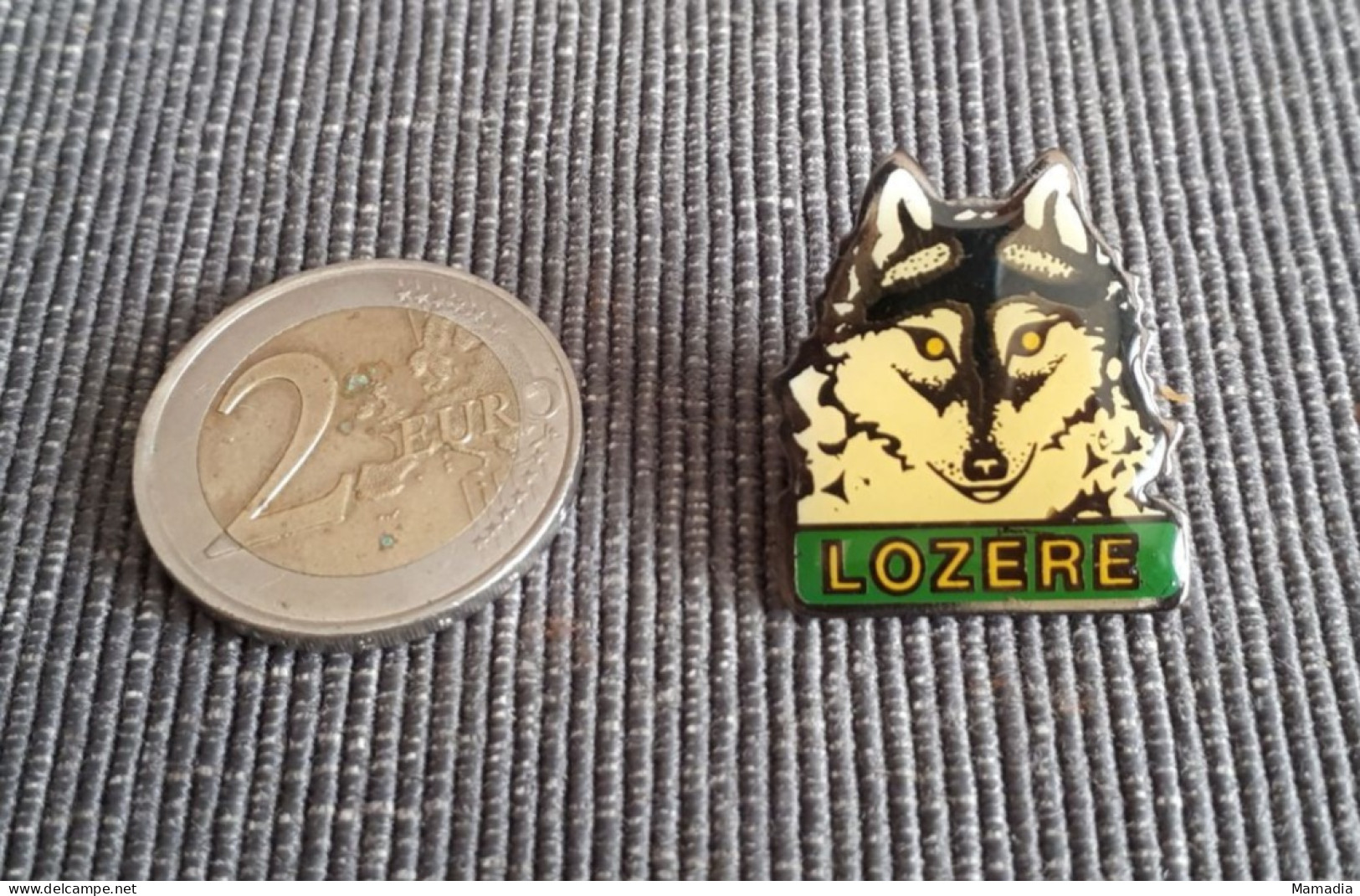 PIN'S PINS LOUP LOZERE - Animals