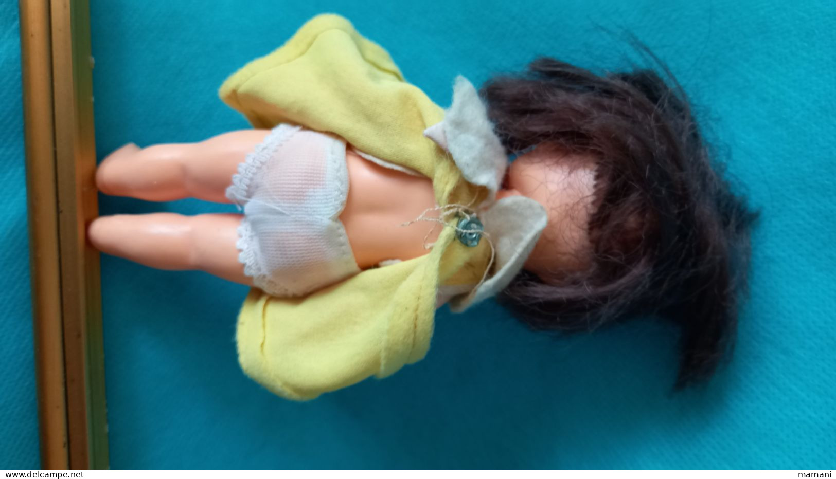 Poupee UNECO à Identifier Hauteur 16cm Robe Jaune - Puppen