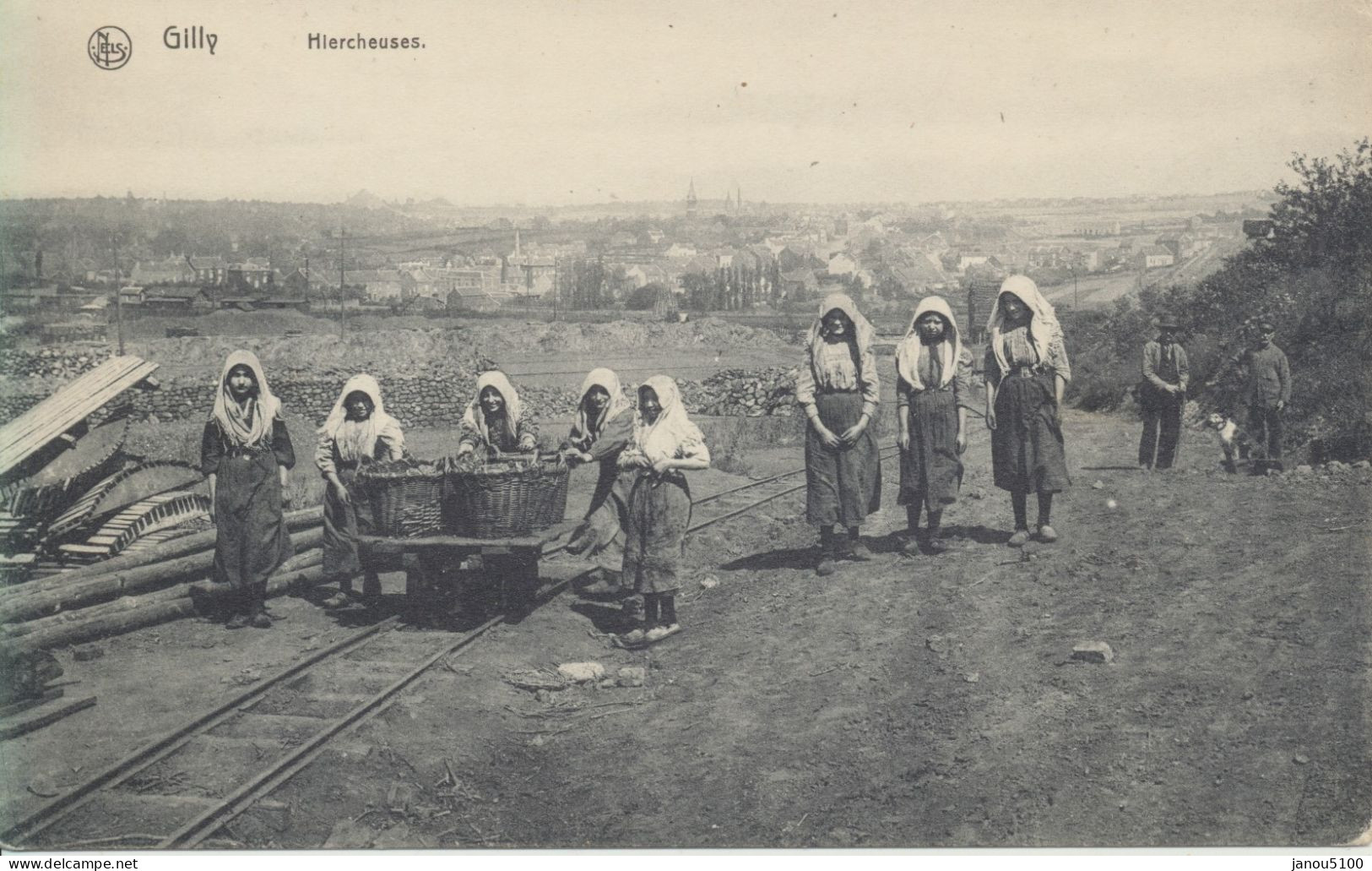 CARTES POSTALES    METIER    DE LA MINE       "HIERCHEUSES "      GILLY  (HAINAUT)   BELGIQUE - Mines