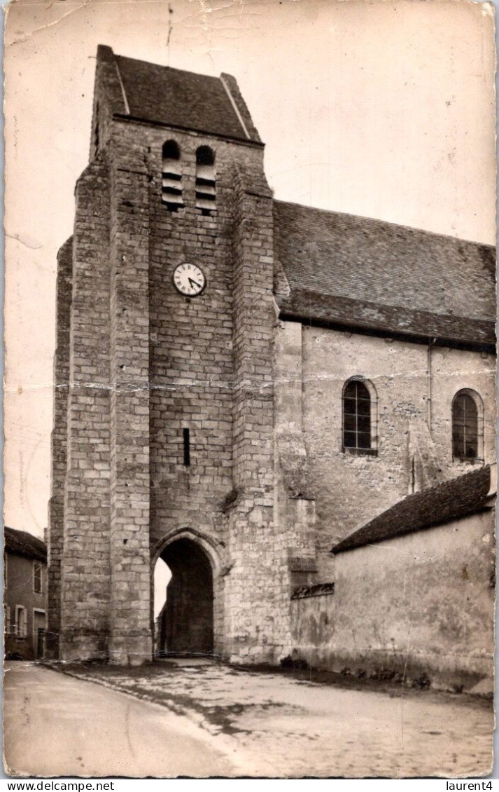 13-11-2023 (2 V 10) France - B/w - OLD (with A Fold) Posted 1951 - Eglise De Grez Sur Loing - Kirchen U. Kathedralen