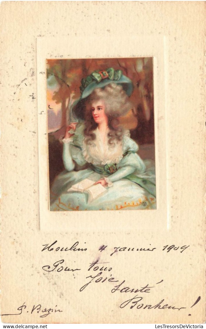 FANTAISIES - Femmes - Une Femme Assise Tenant Un Livre - Colorisé - Carte Postale Ancienne - Femmes