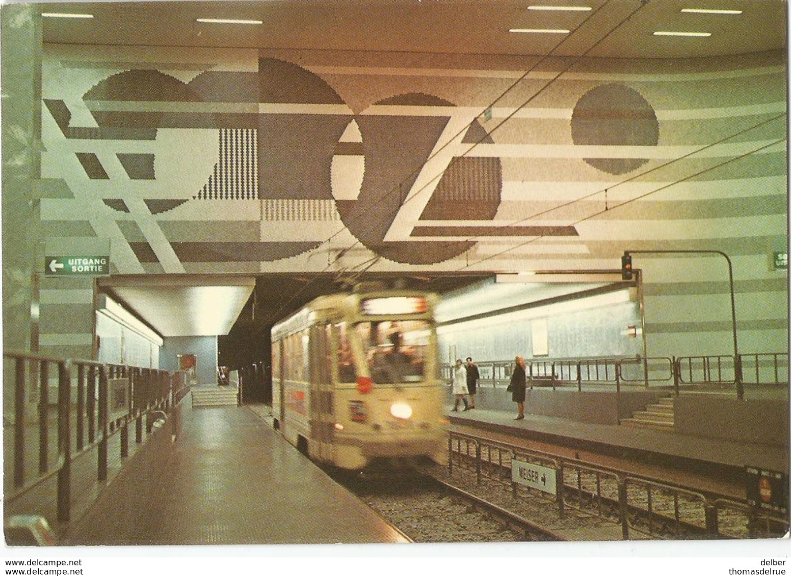 9Dp-764: BRUSSELS Underground L.5 DIAMANT... - Chemins De Fer, Gares