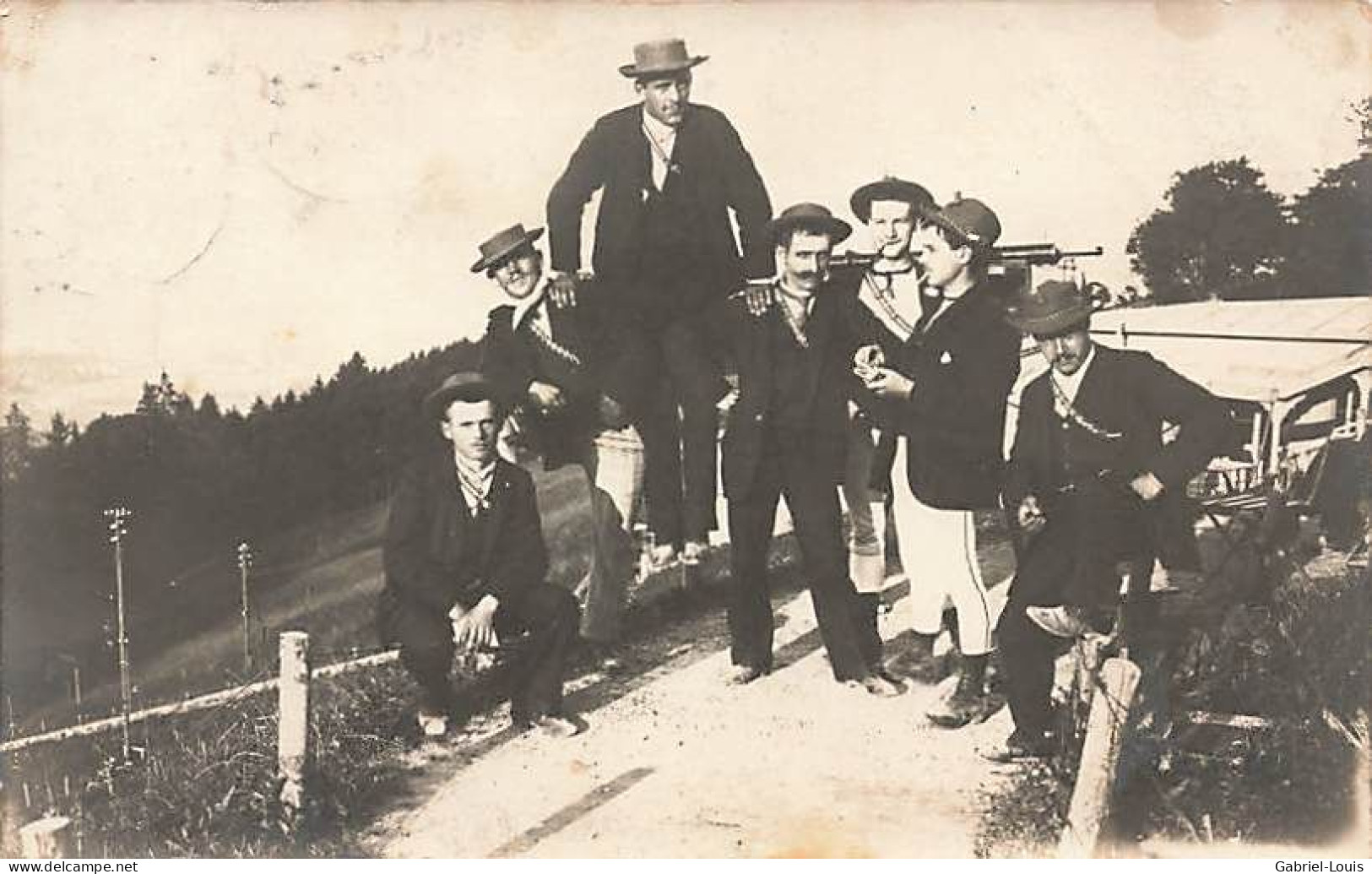 Carte Photo Cachet Bière Groupe De Chasseurs 1906 - Bière