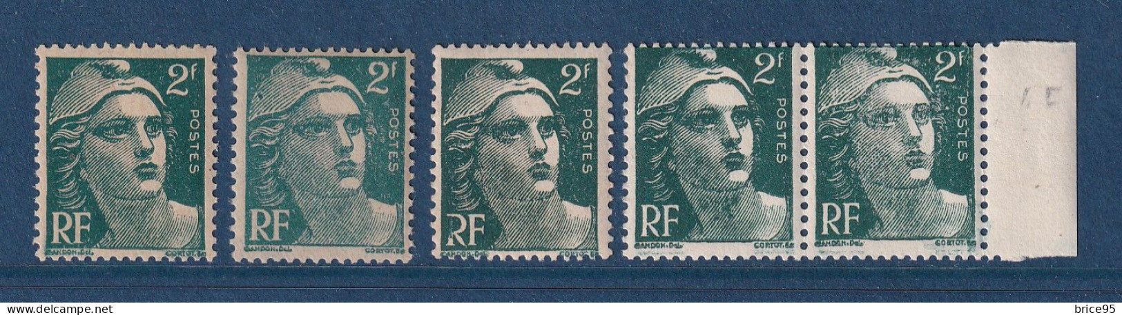 France - Variété - YT N° 713 ** - Neuf Sans Charnière - Pétouille - Couleur - 1945 à 1947 - Unused Stamps
