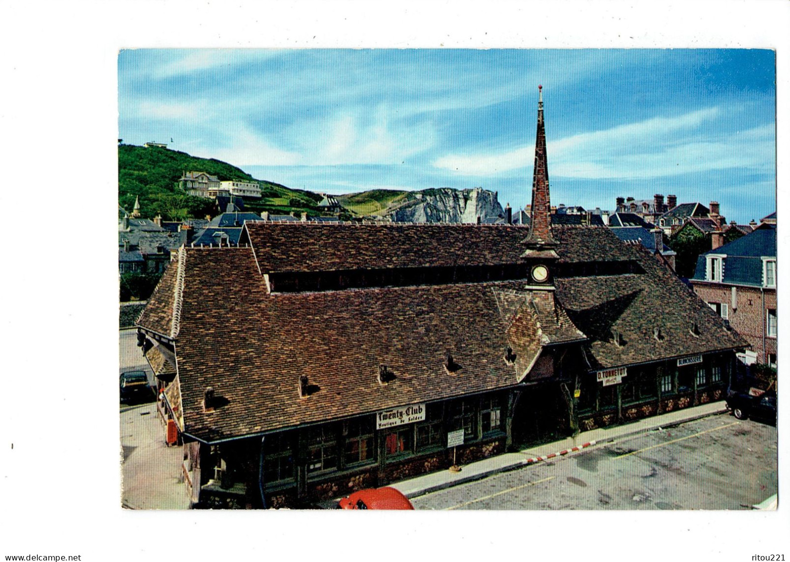 Cpm - 76 - Etretat - Le Vieux Marché - TWENTY-CLUB - Blanchisserie D. Tonnelot - Etretat