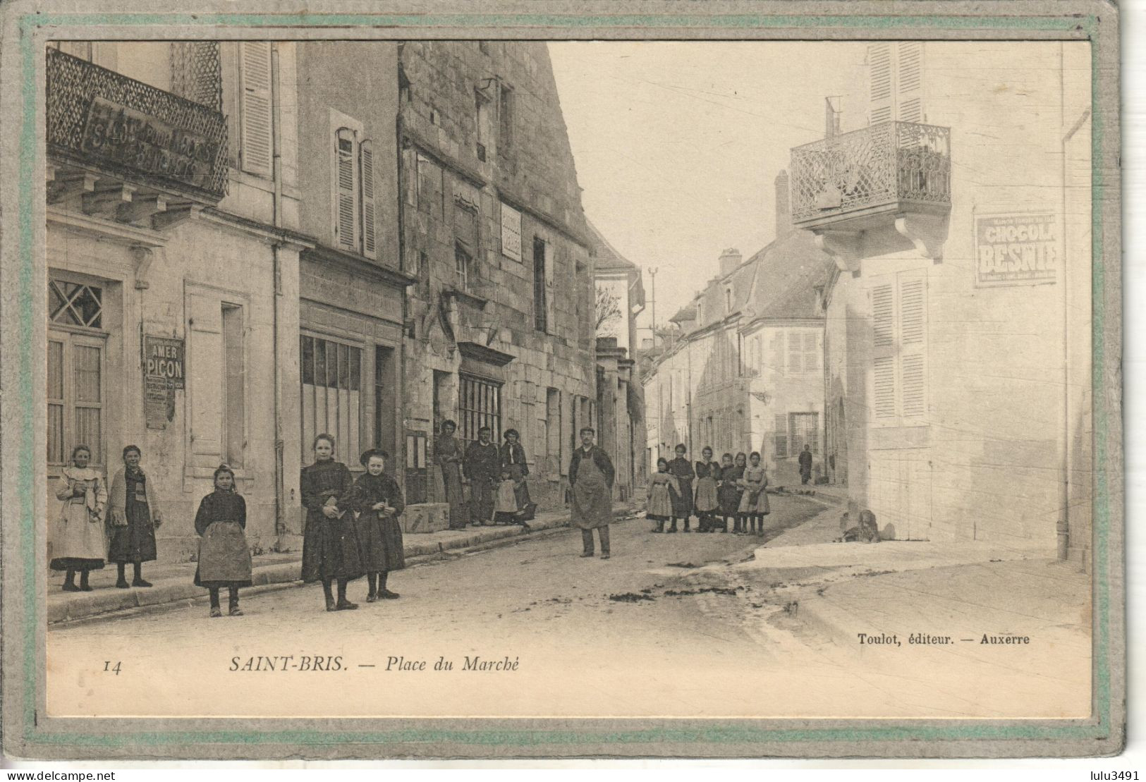 CPA - SAINT-BRIS (89) - Aspect Du Café Et De La Place Du Marché Au Début Du Siècle - Plaque émaillée : Amer Picon - Saint Bris Le Vineux