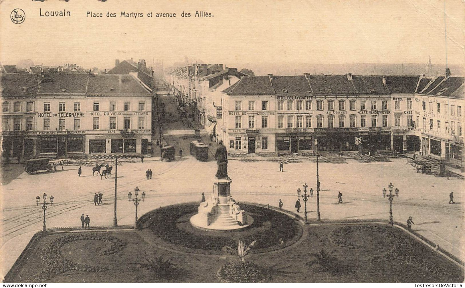 BELGIQUE - Louvain - Place Des Martyrs Et Avenue Des Alliés - Animé - Carte Postale Ancienne - Leuven