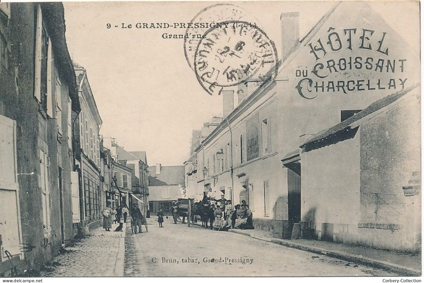 37. CPA. LE GRAND PRESSIGNY. Grande Rue. Hôtel Du Croissant Charcellay / Ref 80 - Le Grand-Pressigny