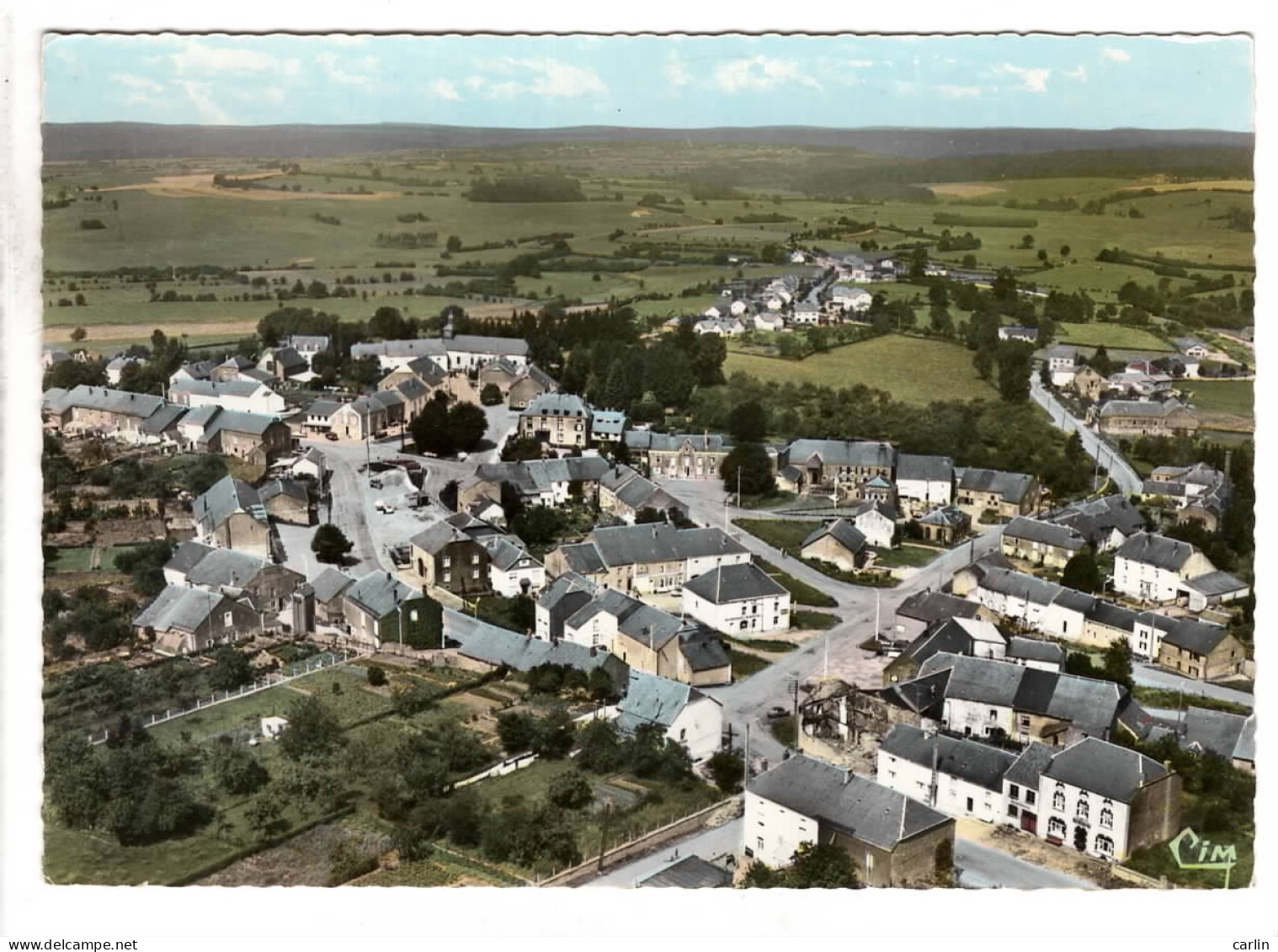 Izel  Vue Aérienne Le Centre - Libramont-Chevigny