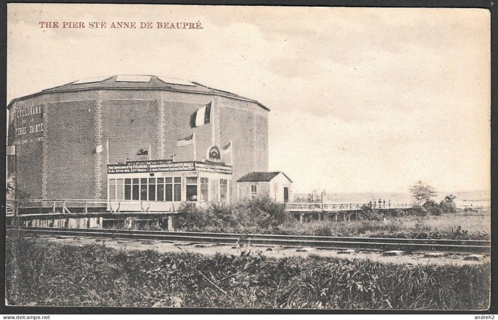 Ste Anne De Beaupré  Québec - C.P.A. The Cyclorama And The Pier - Uncirculated  Non Circulée - Ste. Anne De Beaupré