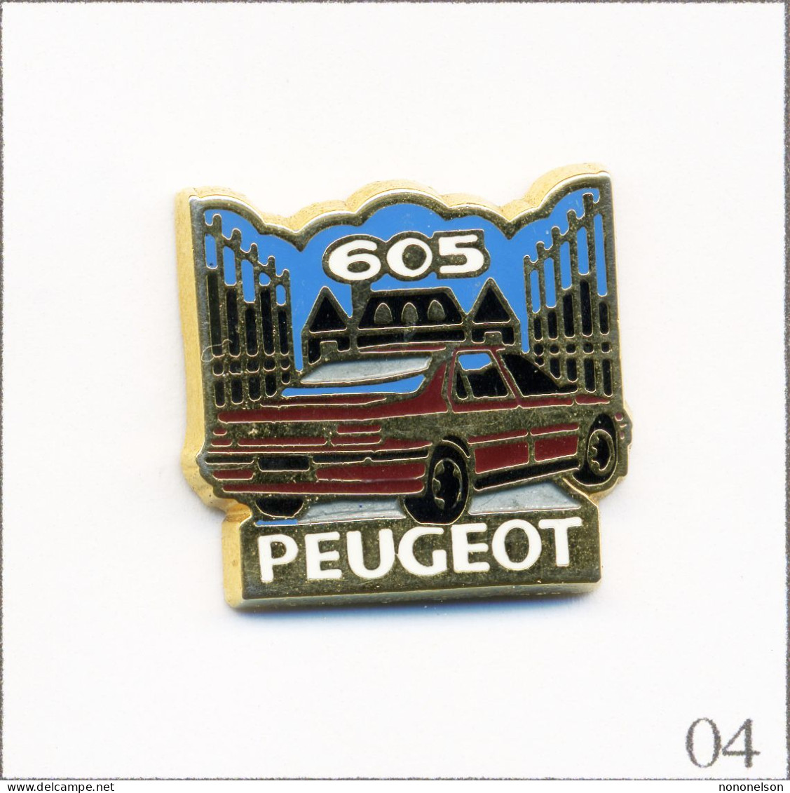 Pin's Automobile - Peugeot / Modèle 605 Bordeaux - Version Château Noir. Estampillé Hélium. Zamac. T720-04 - Peugeot