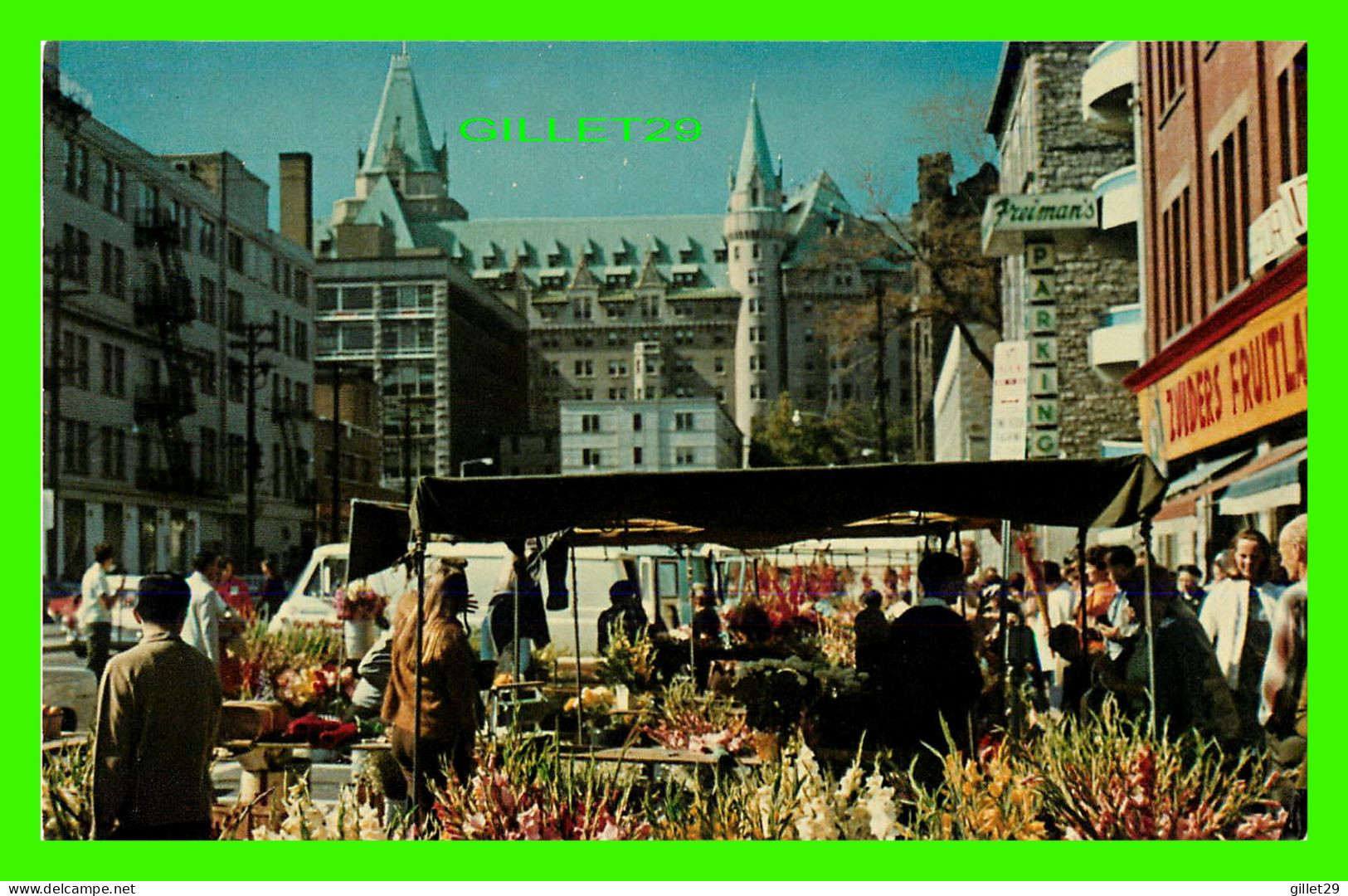 OTTAWA, ONTARIO - LA PLACE DU MARCHÉ - PHOTO W.J.L. GIBBONS - - Ottawa