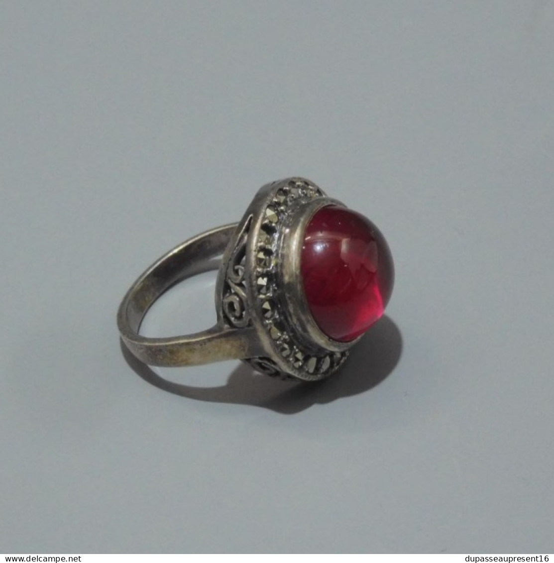 -BELLE ANCIENNE BAGUE ARGENT 925° MARCASSITES & Pierre/Cristal  Rouge BIJOU   E - Anillos