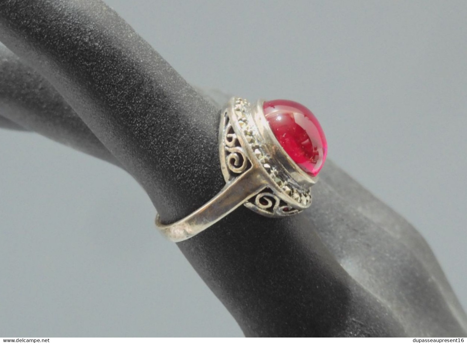 -BELLE ANCIENNE BAGUE ARGENT 925° MARCASSITES & Pierre/Cristal  Rouge BIJOU   E