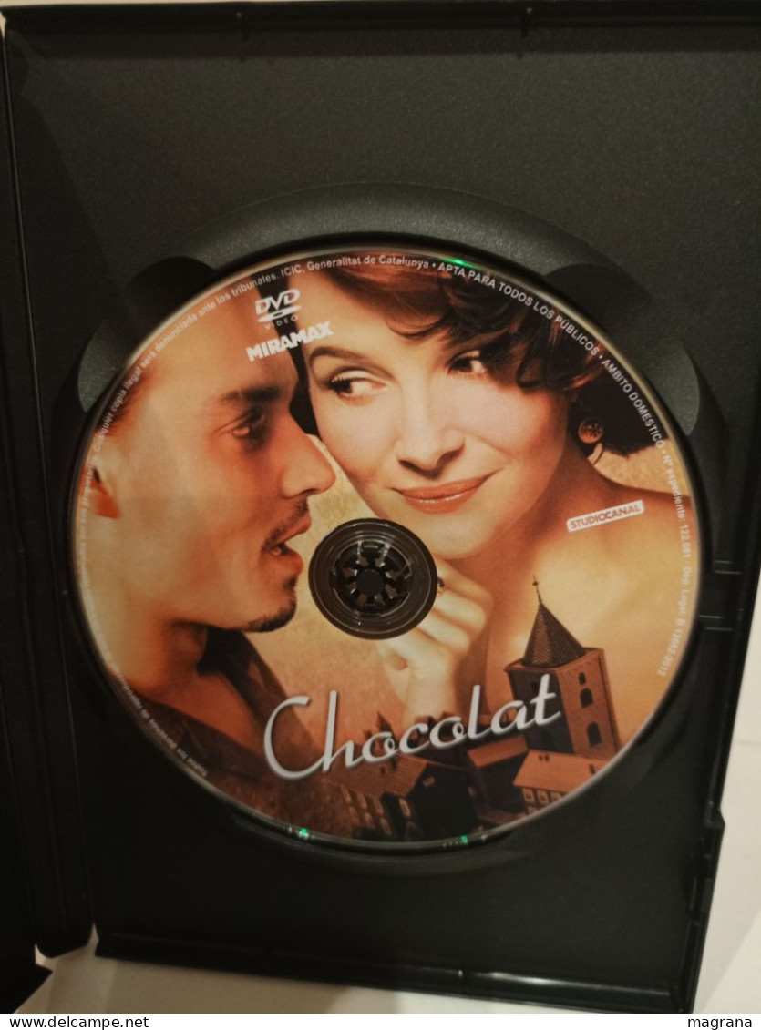 Película DVD. Chocolat. Juliette Binoche, Judi Dench, Alfred Molina, Lena Olin Y Johnny Depp. 2012 - Romantique