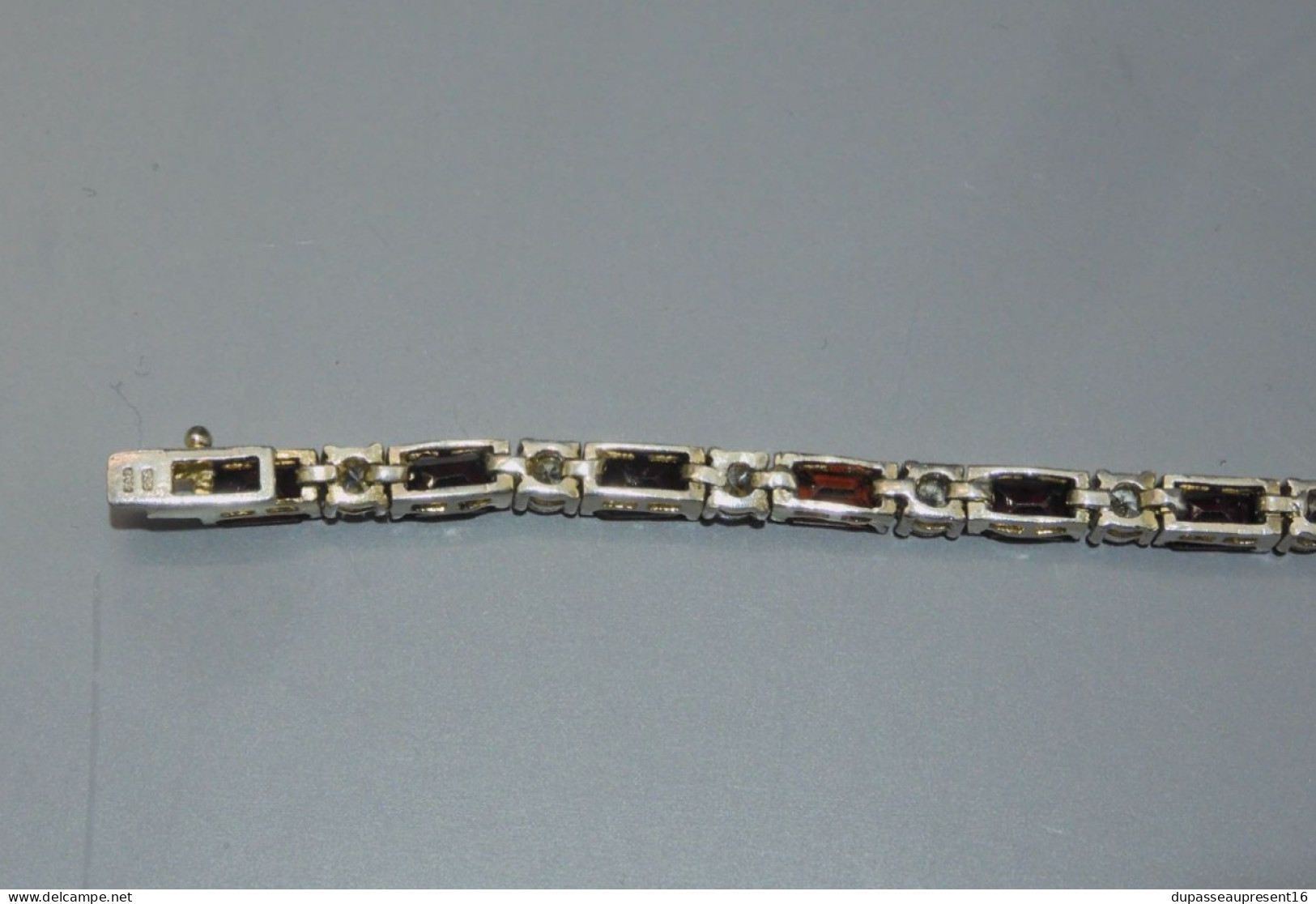 -ANCIEN BRACELET ARGENT VERMEIL Poinçon 925° & FAS + PIERRES ROUGES & cristal   E