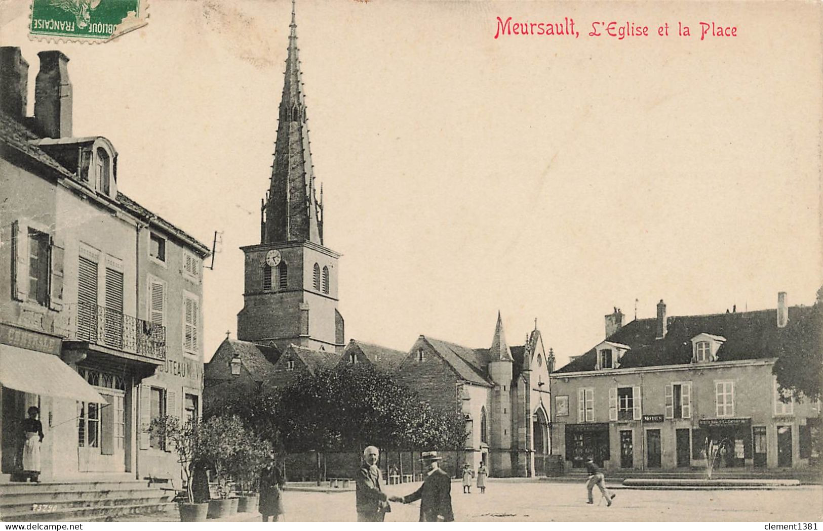 Meursault L'eglise Et La Place - Meursault