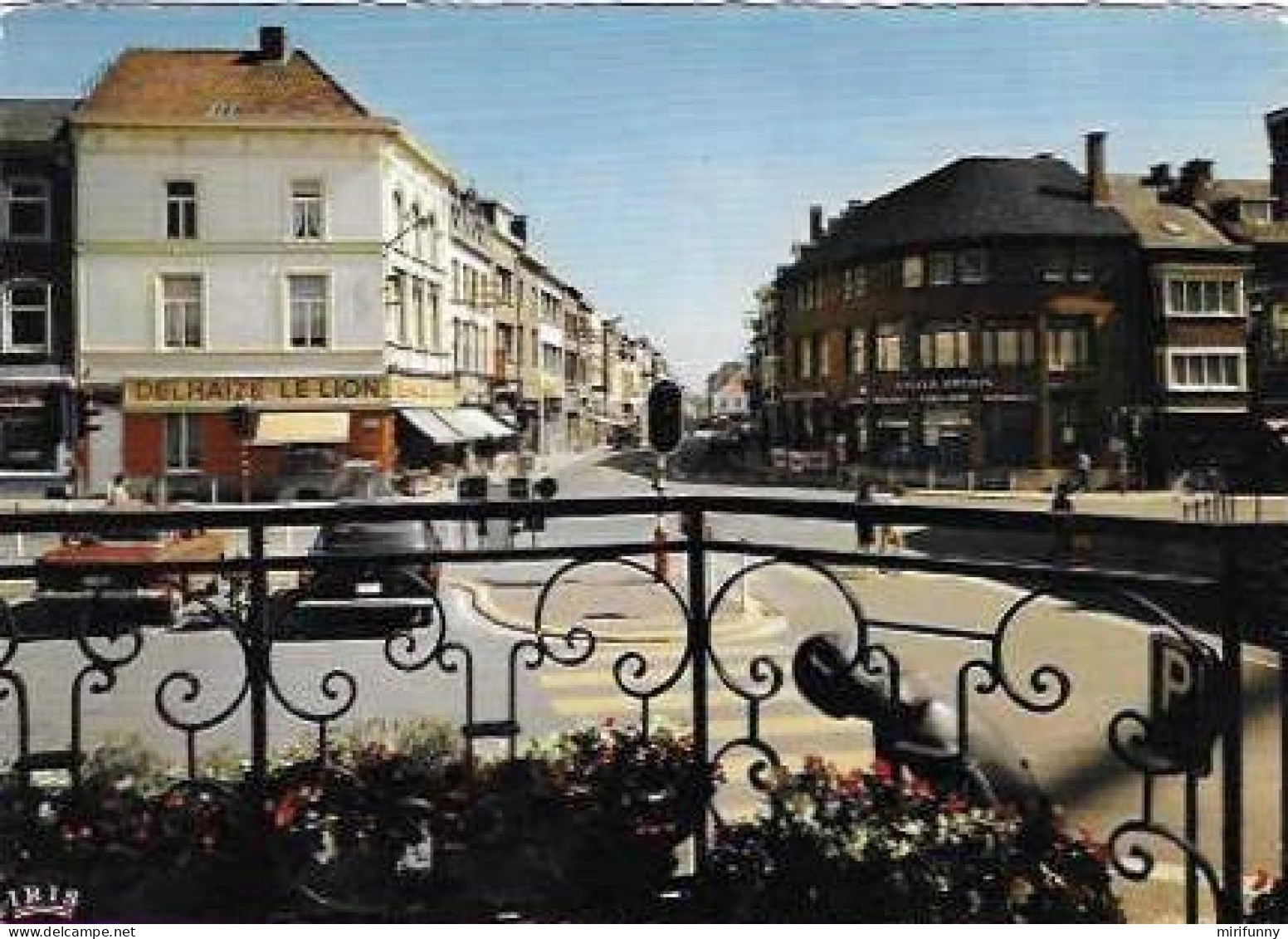 WAVRE/PLACE DE L HOTEL DE VILLE ET RUE HAUTE/DELHAIZE LE LION/NELS - Wavre