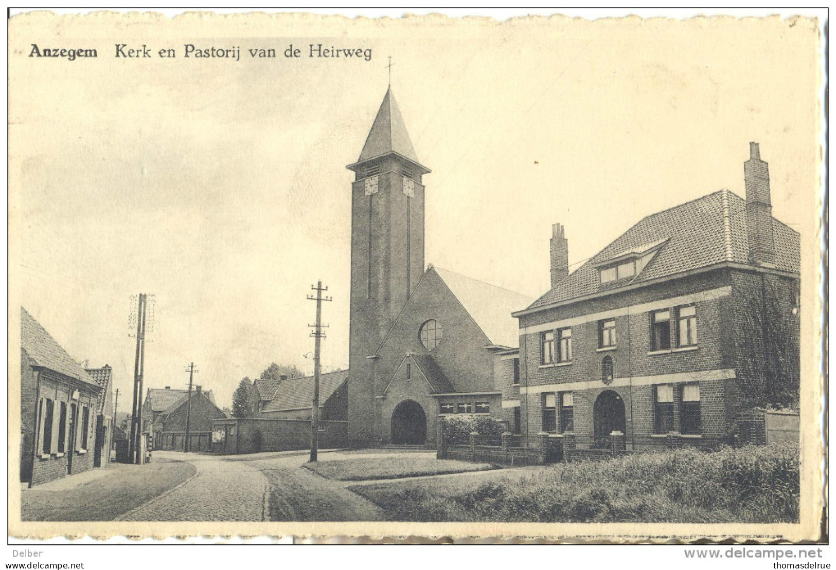 Op791: Anzegem : Kerk En Pastorij Van De Heirweg - Anzegem