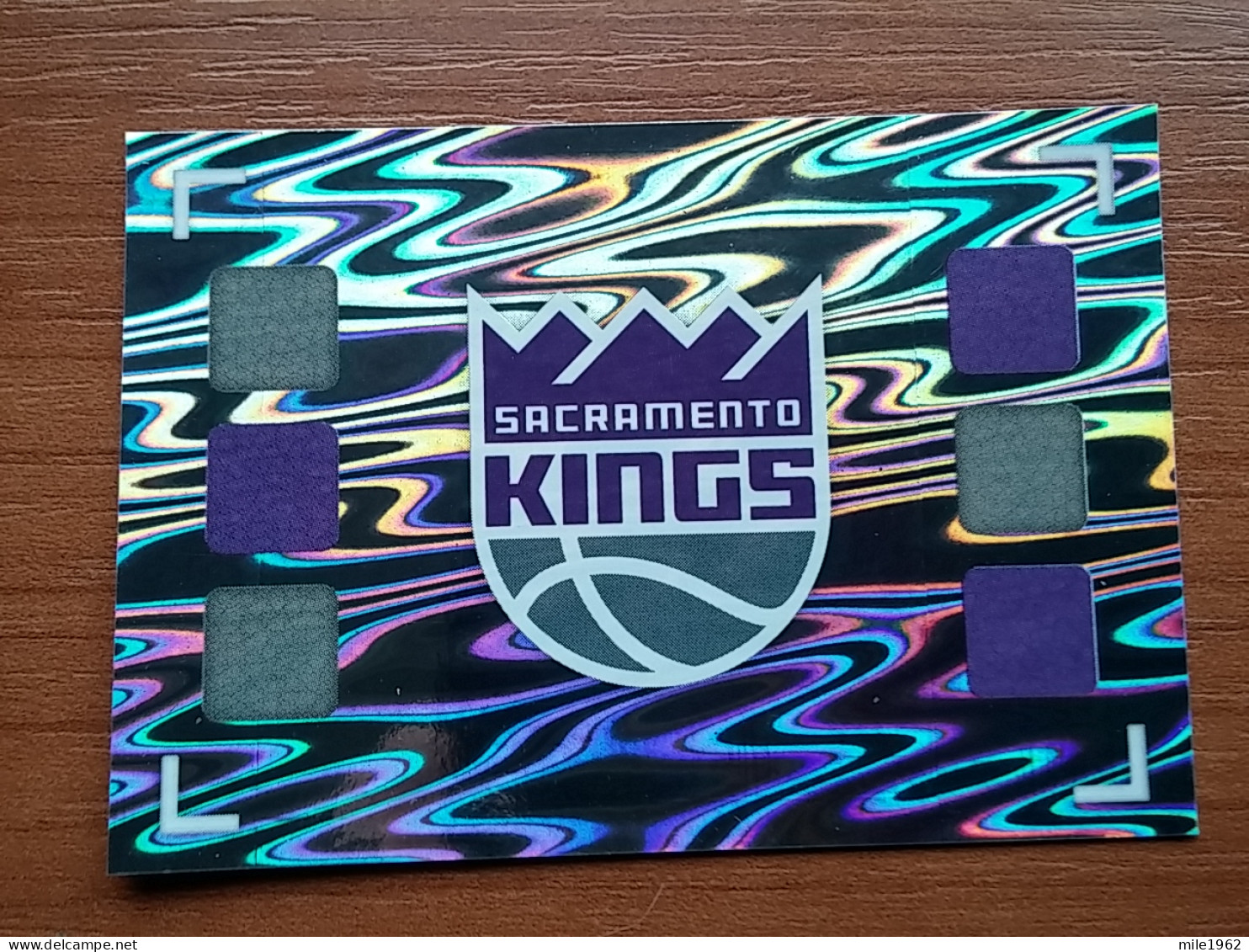 ST 7 - NBA SEASONS 2019-20, Sticker, Autocollant, PANINI, No. 395 Team Logo Sacramento Kings - Libri