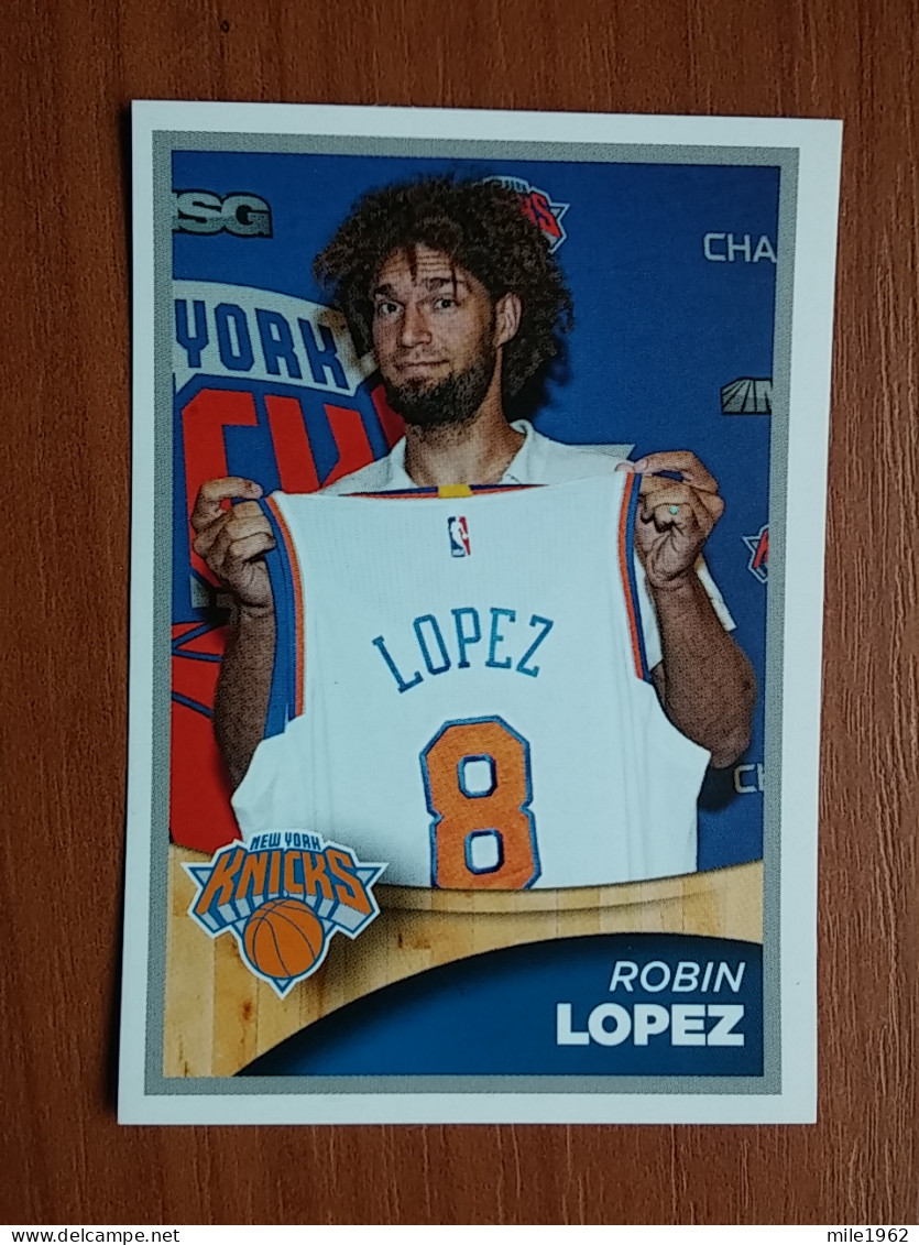 ST 19 - NBA SEASONS 2015-16, Sticker, Autocollant, PANINI, No 44 Robin Lopez New York Knicks - Boeken