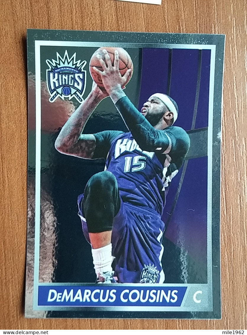 ST 22 - NBA SEASONS 2015-16, Sticker, Autocollant, PANINI, No 387 DeMarcus Cousins Sacramento Kings - Livres