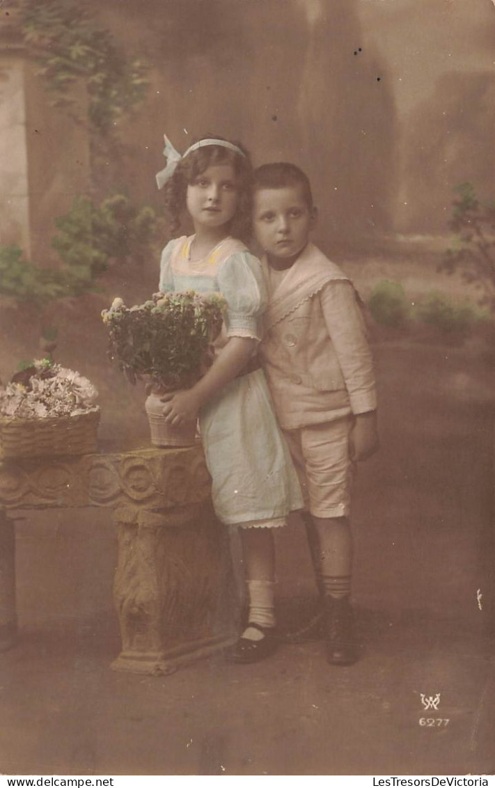 ENFANTS - Garçon Et Petite Fille - Fantaisies - Carte Postale Ancienne - Autres & Non Classés