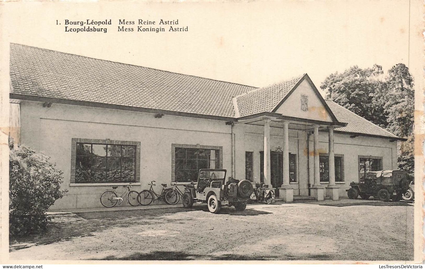 BELGIQUE - Hechtel-Eksel - Bourg Léopold - Mess Reine Astrid - Vélos Et Voiture  - Carte Postale Ancienne - Hechtel-Eksel