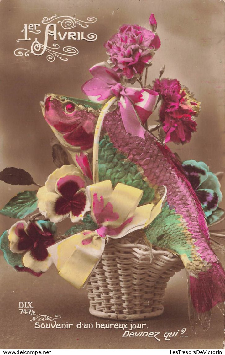 FÊTES - VŒUX - Premier Avril - Bouquet De Fleurs Avec Un Poisson - Fantaisie - Colorisé - Carte Postale Ancienne - April Fool's Day