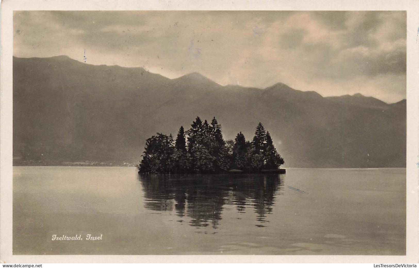 SUISSE - Iseltwald - Insel - Lac - Ilot - Arbres - Carte Postale Ancienne - Iseltwald