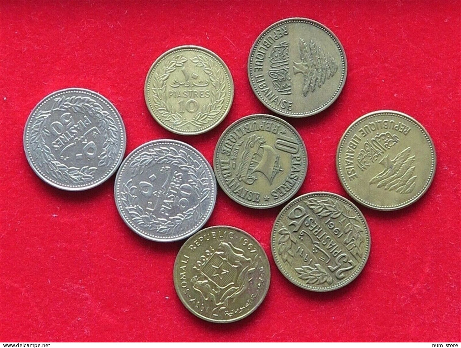 COLLECTION LOT LEBANON 8PC 35G  #xx7 038 - Lebanon