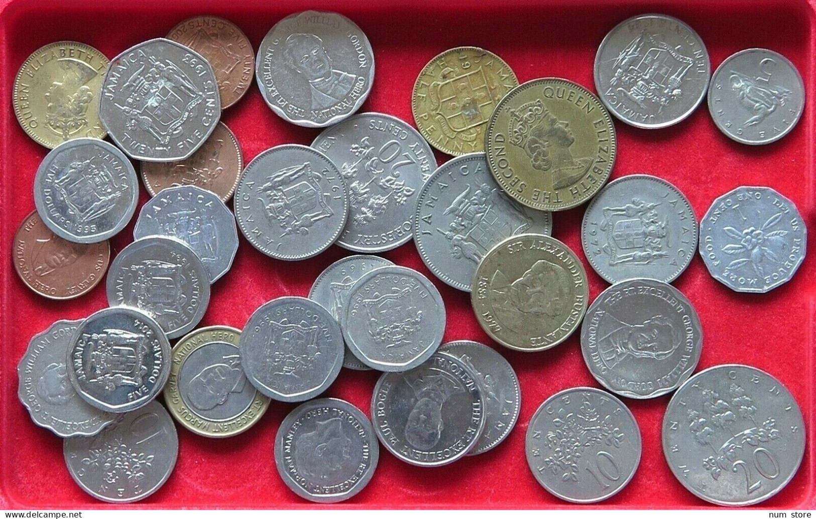 COLLECTION LOT JAMAICA 32PC 178G  #xx7 041 - Jamaica