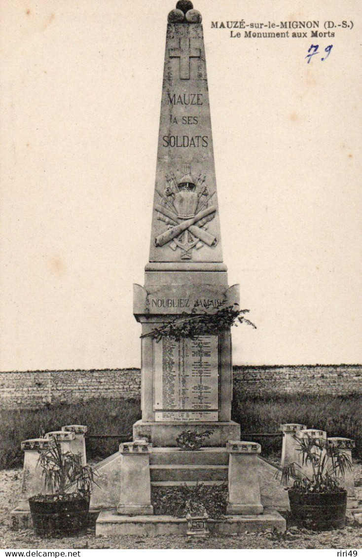 CPA 79 - MAUZE Sur Le MIGNON - Monument Aux Morts  - Dos Vierge - Mauze Sur Le Mignon