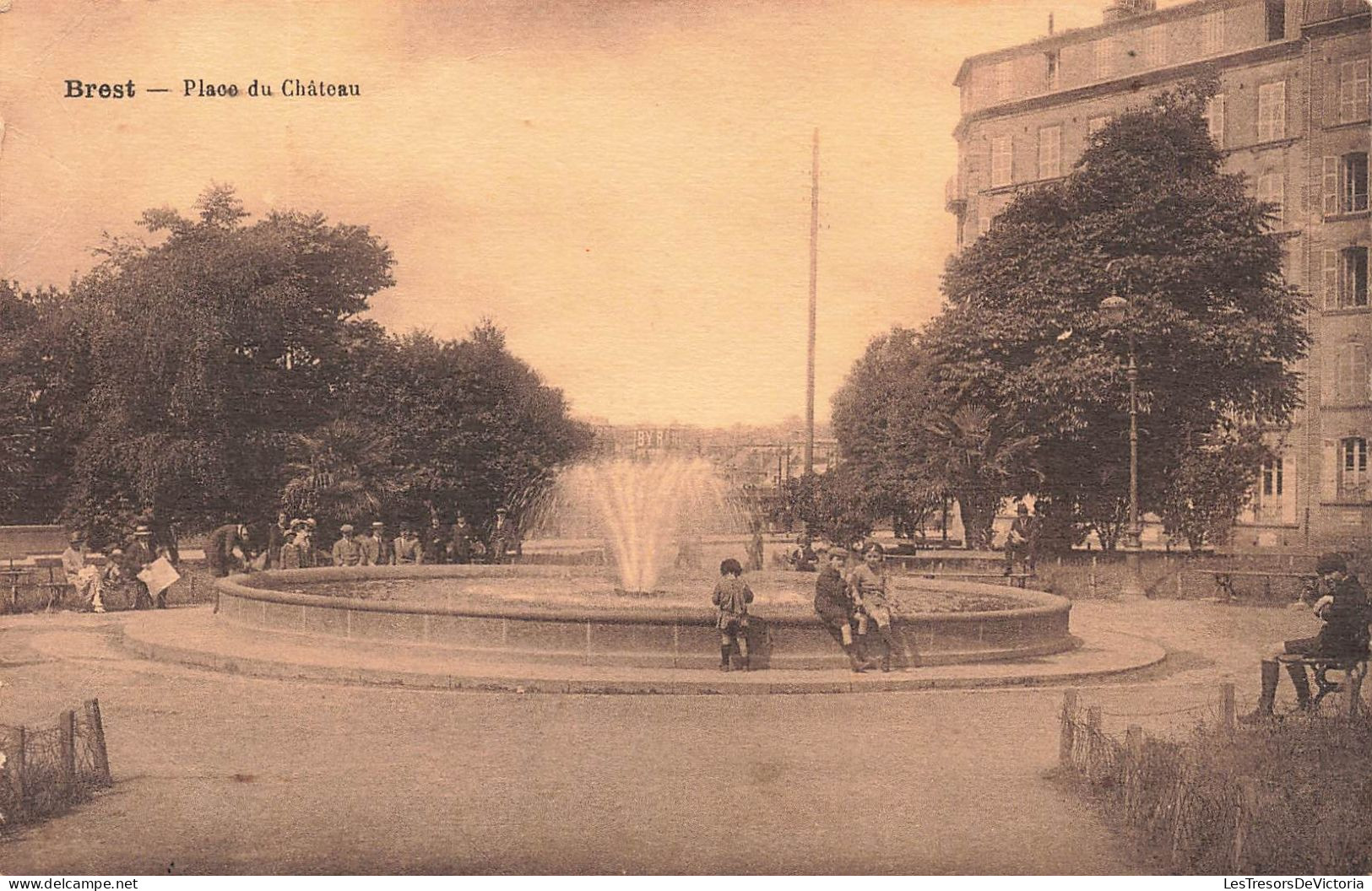 FRANCE - Brest - Place Du Château - Carte Postale Ancienne - Brest