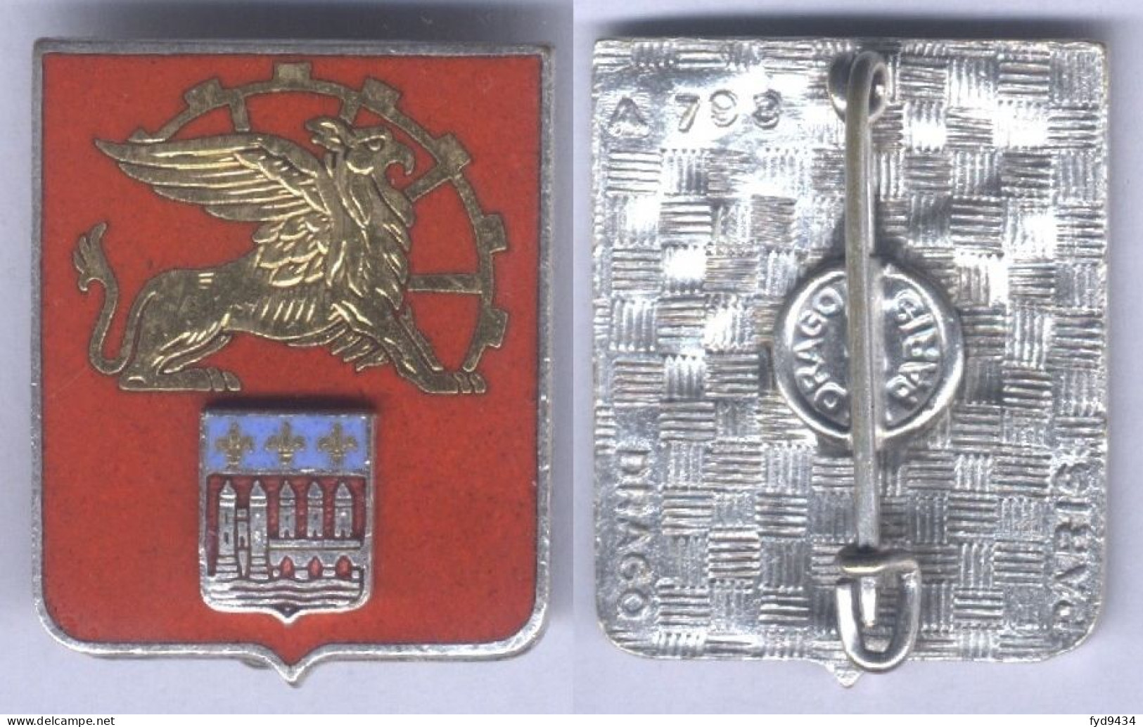 Insigne De La Base Aérienne 722 - Saintes - Armée De L'air