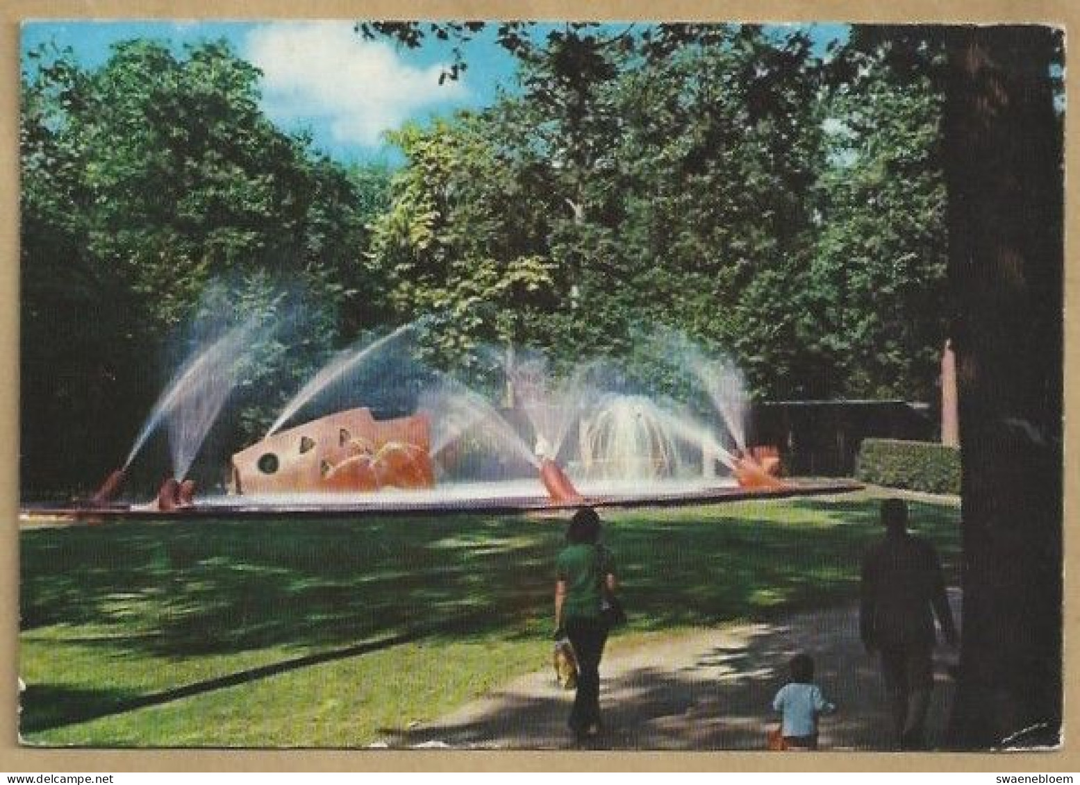 DE.- NEU ISENBURG. IM WALDPARK. FONTEIN. 1978 - Neu-Isenburg