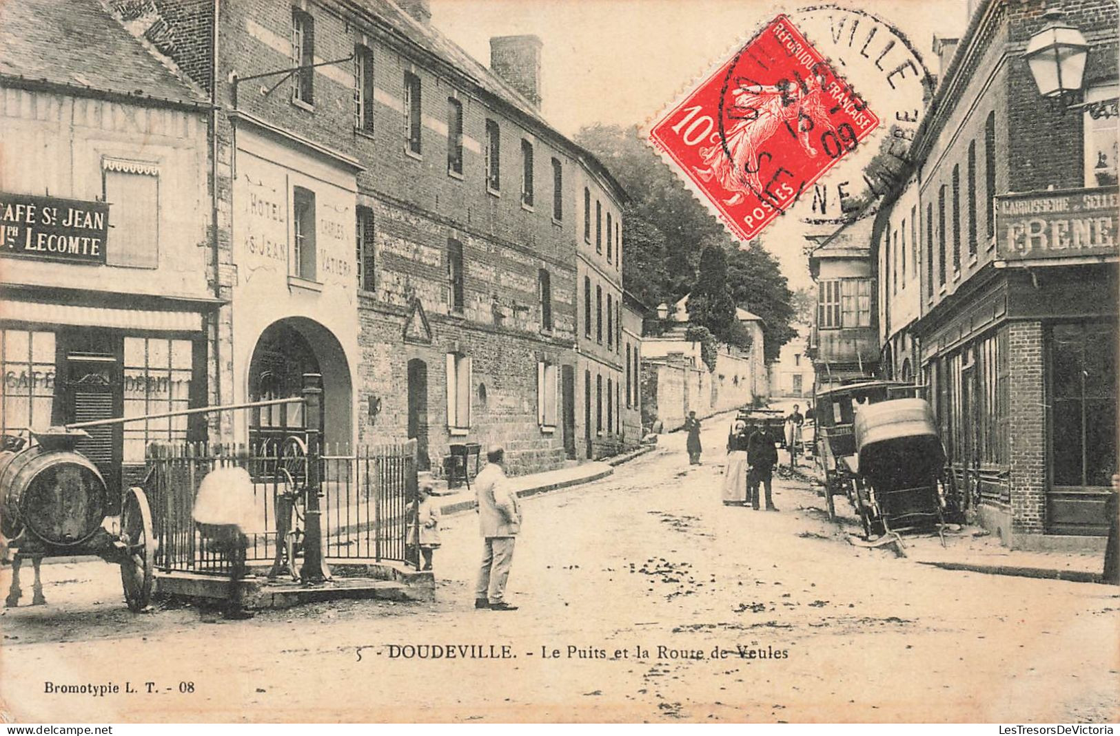 FRANCE - Doudeville - Le Puits Et La Route De Veules - Carte Postale Ancienne - Rouen