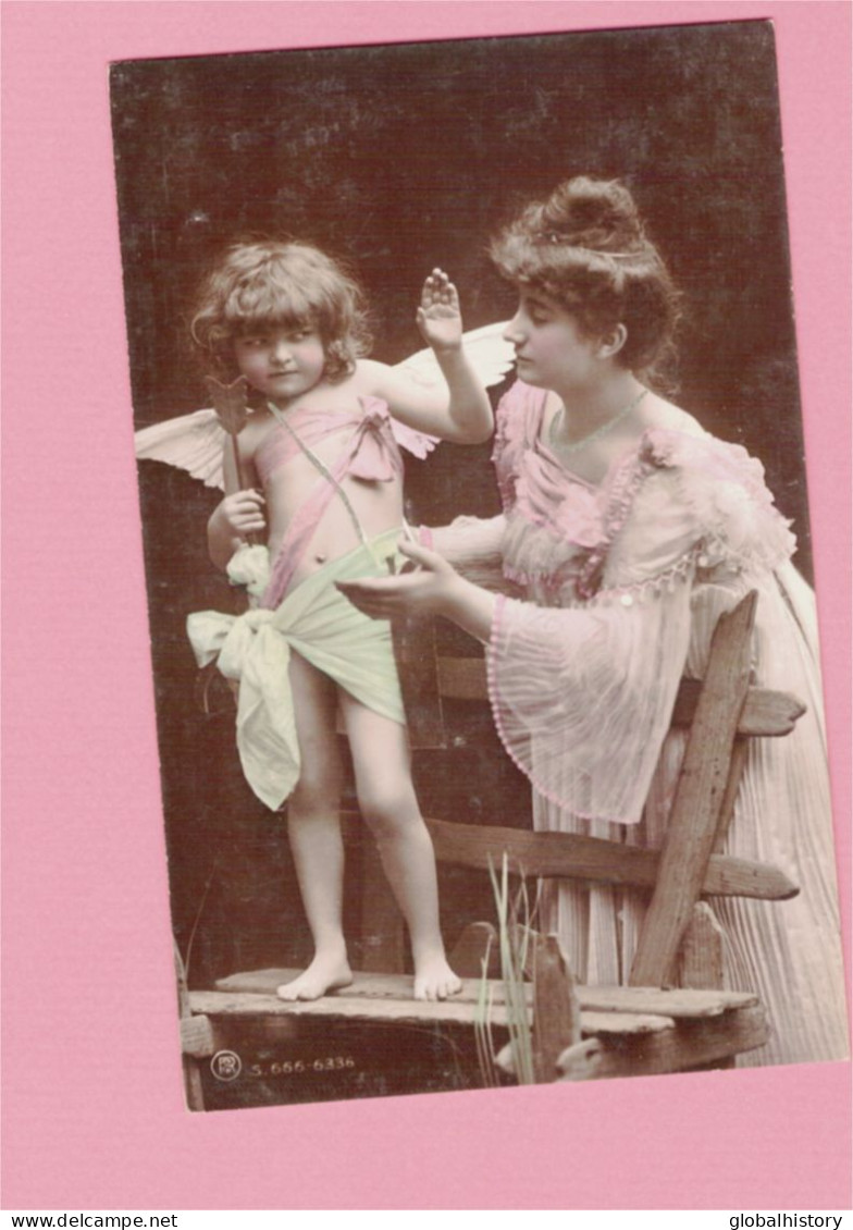 XB1120  JEUNE FILLE  FILLETTE , ENFANT, GIRL ,  FAMOUS LITTLE TRAUT GIRL AS CUPID RPPC - Ritratti