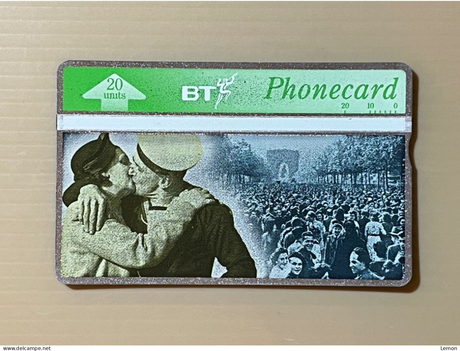 Mint UK United Kingdom - British Telecom Phonecard - BT 20 Units The Time Of Our Lives Couple Kissin- Set Of 1 Mint Card - Sammlungen