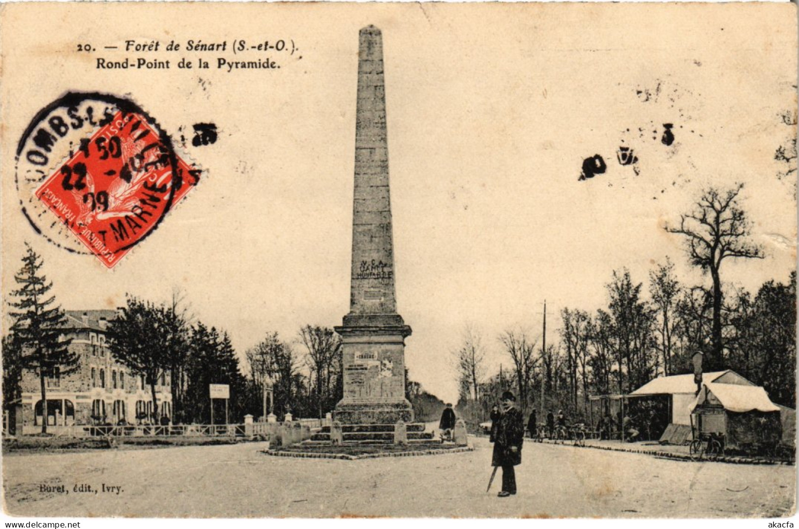 CPA Senart Rond-Point De La Pyramide FRANCE (1371089) - Sénart