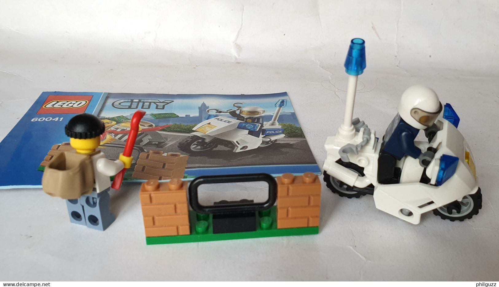 FIGURINE JOUET LEGO CITY MOTARD ET VOLEUR 60041  Avec Livret - Lego System