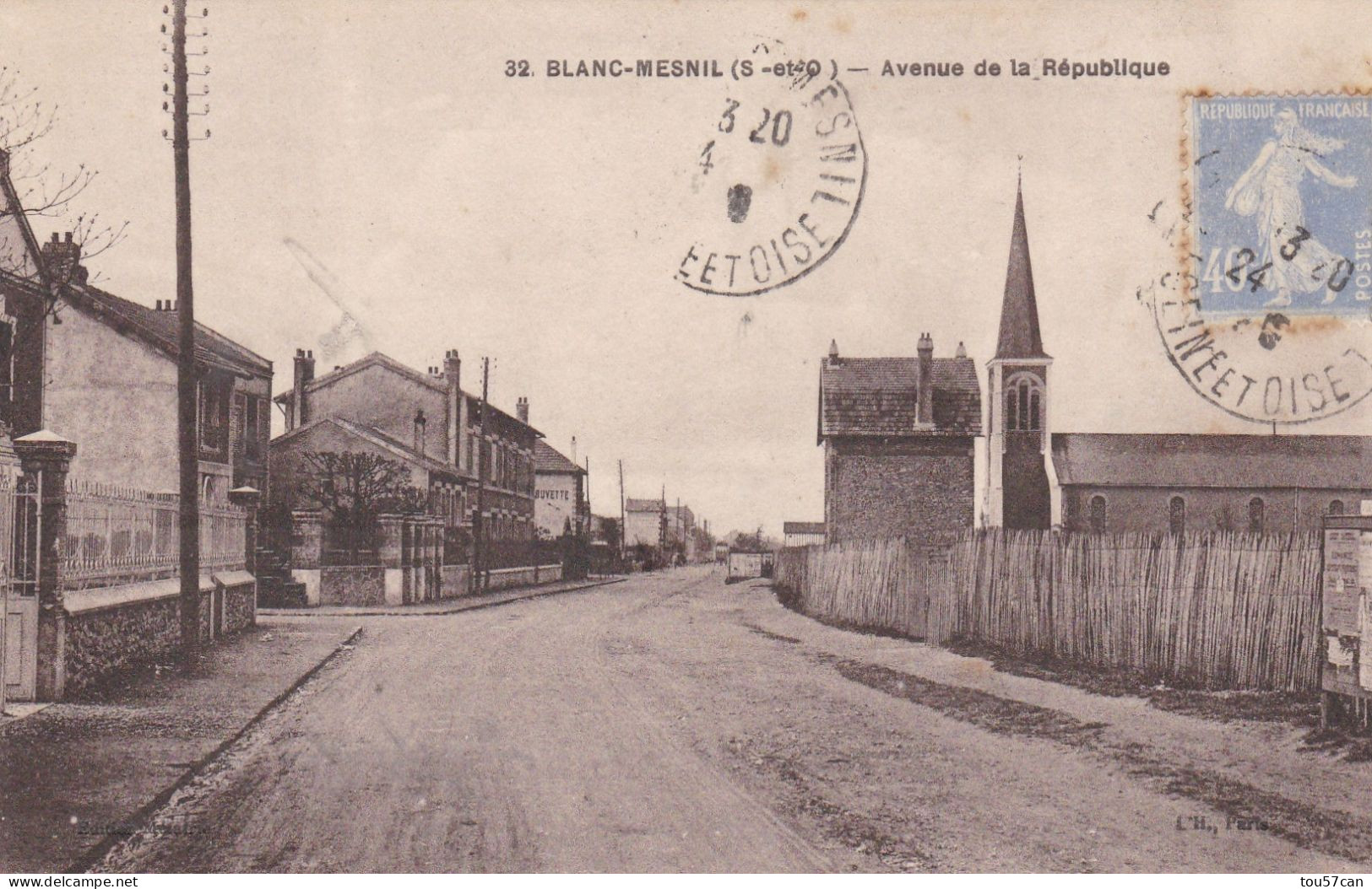 LE BLANC MESNIL - SEINE SAINT DENIS - (93)  -  CPA  - L'AVENUE DE LA REPUBLIQUE. - Le Blanc-Mesnil