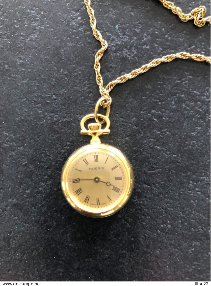 Montre Mécanique Suisse Marque MOERIS  Plaquée Or,  Pendentif Avec Chaîne - Schmuckuhren