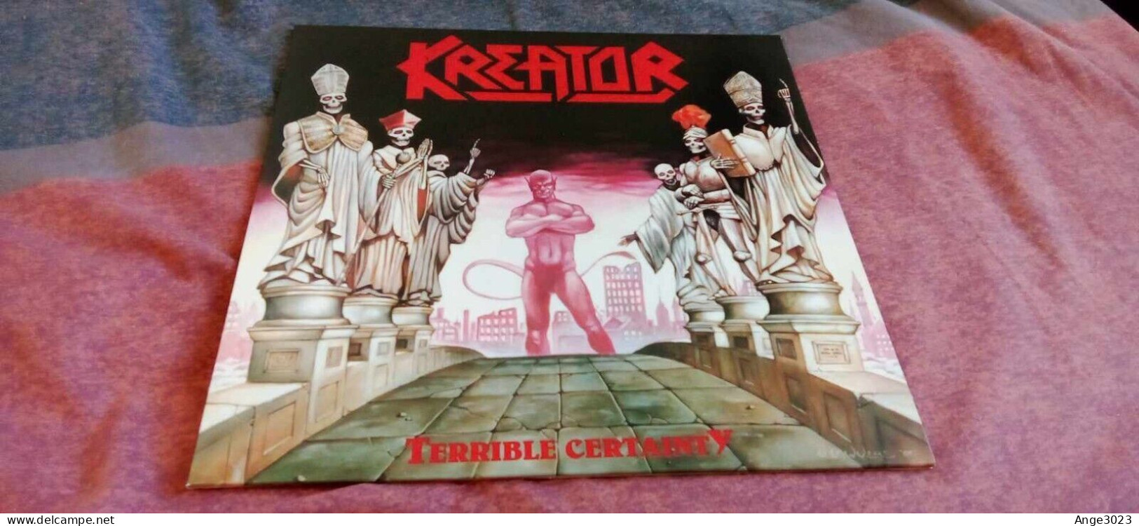 KREATOR "UNDER THE GUILLOTINE" - Hard Rock & Metal