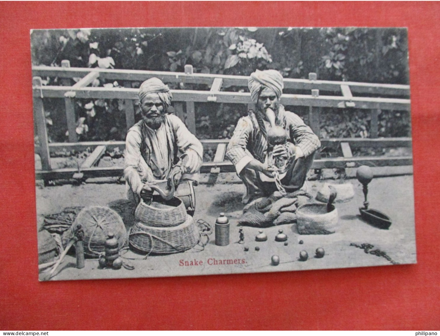 Snake Charmers.  (Ceylon)  Sri Lanka (Ceylon)         Ref 6250 - Sri Lanka (Ceylon)