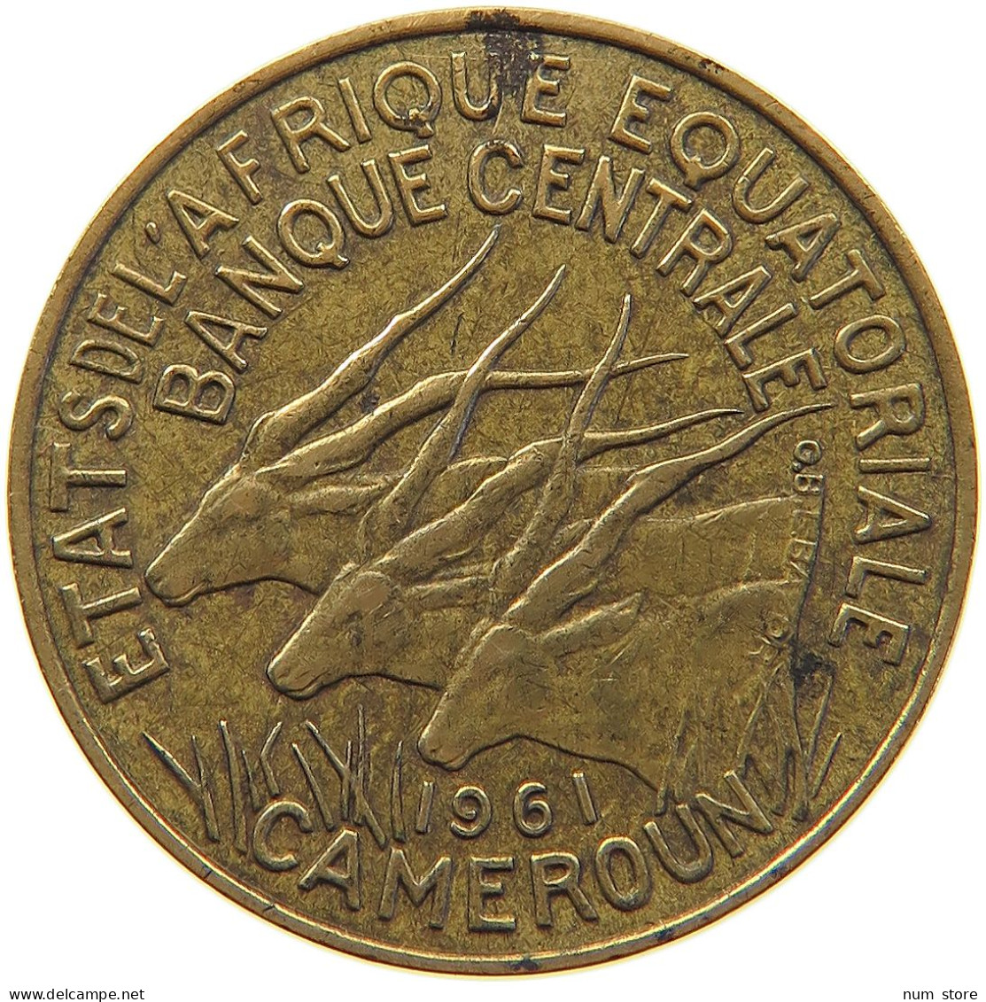 CAMEROON 10 FRANCS 1961  #MA 065263 - Kamerun