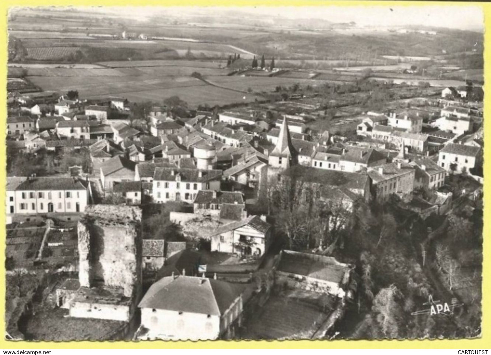 CPSM CASTELNAU RIVIERE BASSE Superbe Vue  Ville Et Plaine 1957 - Castelnau Riviere Basse