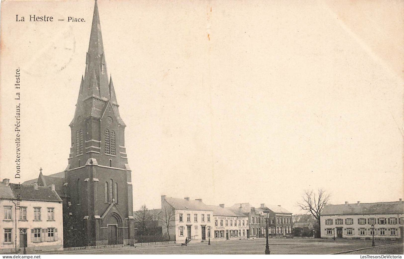 BELGIQUE - Manage - La Hestre - La Place Devant L'église - Carte Postale Ancienne - Manage