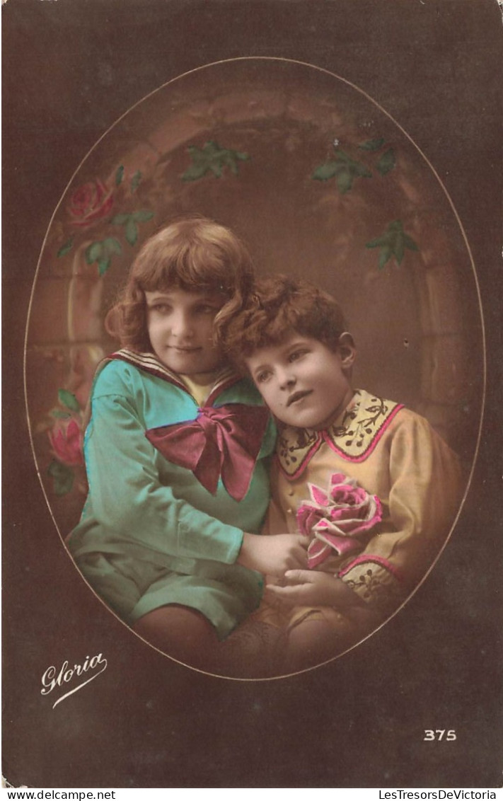 ENFANTS - Une Fille Et Son Petit Frère - Colorisé - Carte Postale Ancienne - Gruppi Di Bambini & Famiglie